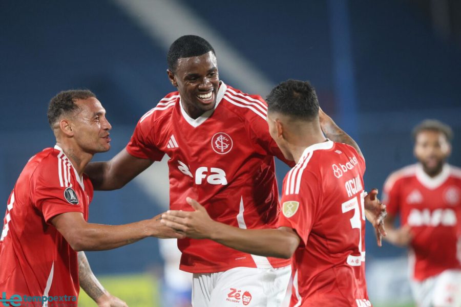 Inter vence no Uruguai e depende apenas de si para aclassificação na Libertadores.