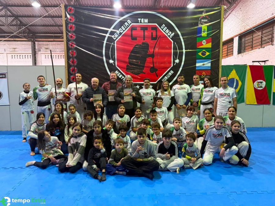 Prefeito Nestor e vice Luia visitam projeto de capoeira Ginga Gramado
